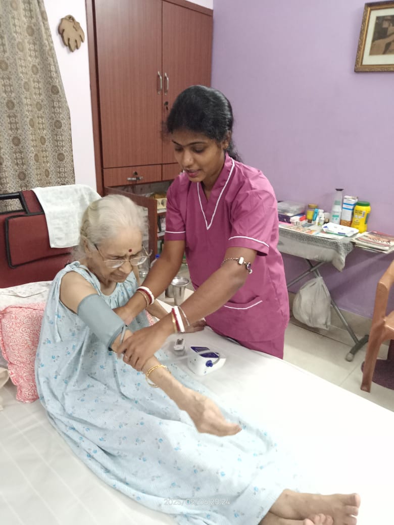 nurse-serving-patient |Alert Centre