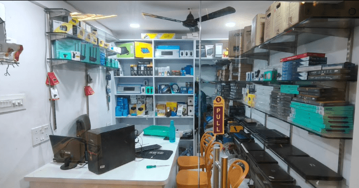 Best 10 Laptop Accessories for Productivity and Fun 2025 | Lap Technology