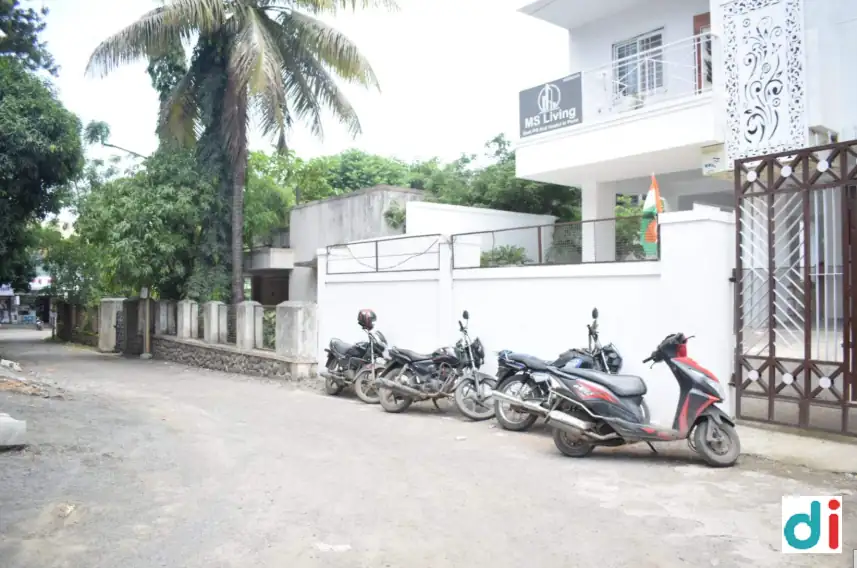 Free Parking Available  | MS LIVING