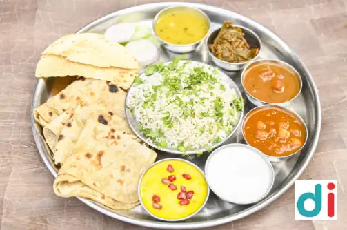 Lunch  | Hotel Ronita Paratha